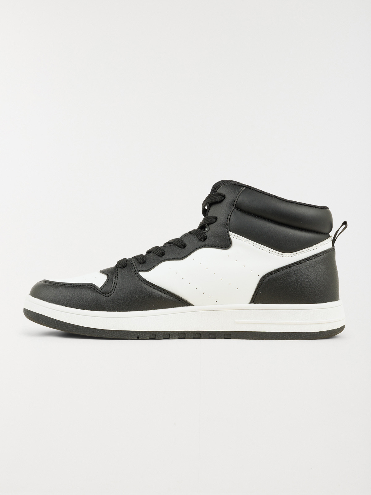 Baskets montantes homme (40-45) Baskets montantes homme (40-45)