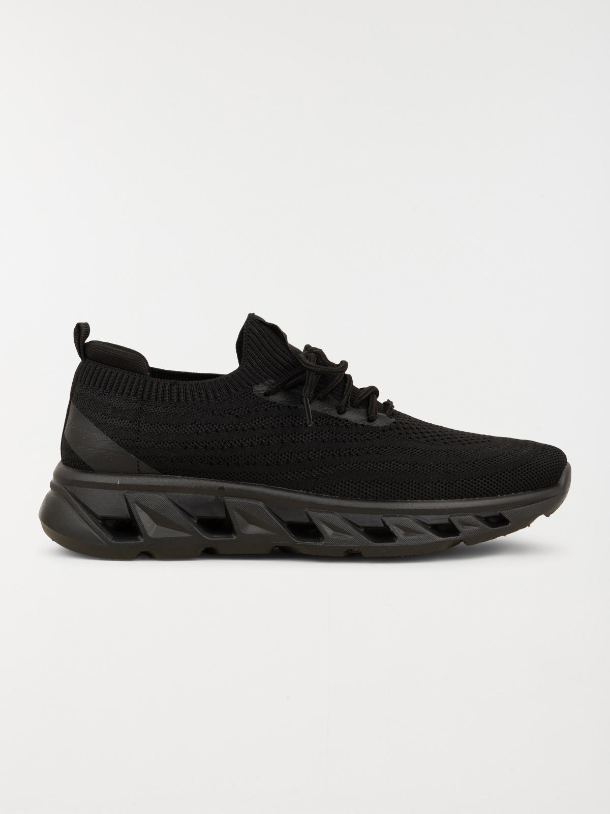 Baskets de sport noires homme (40-45)