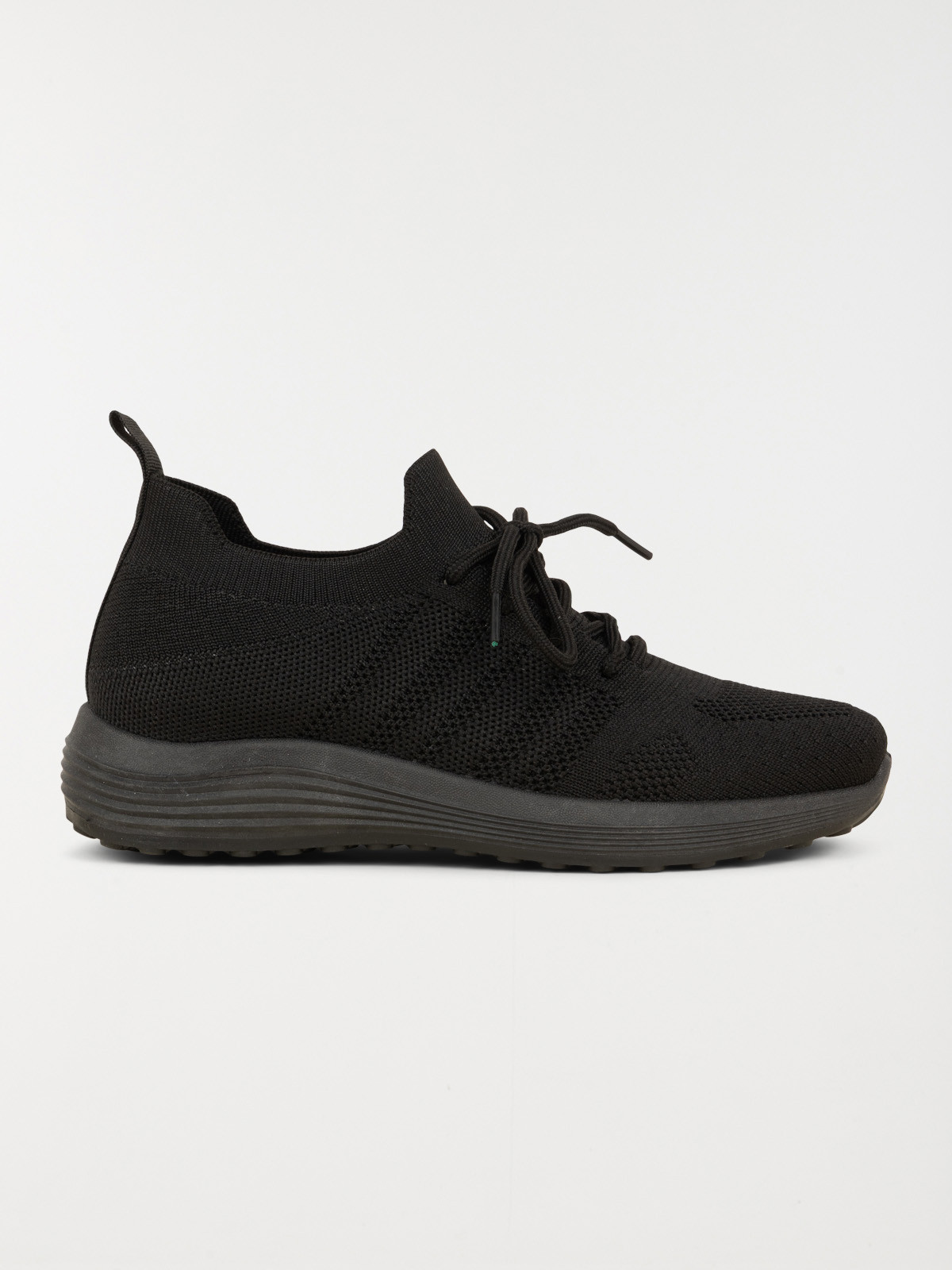 Basket de sport femme noire (36-41)