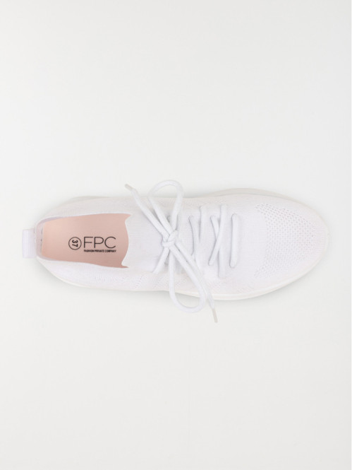 Chaussure de sport femme...