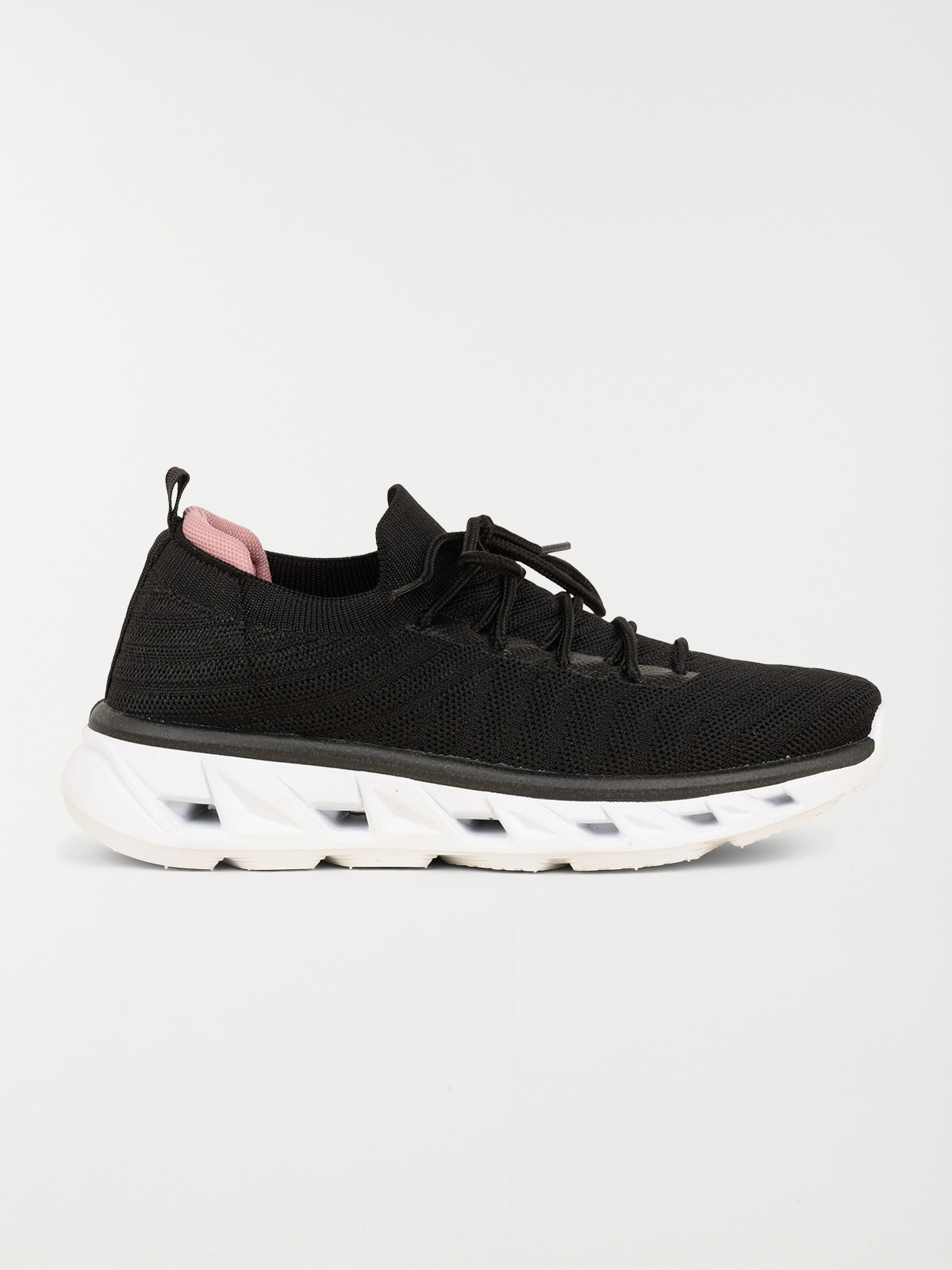 Basket de sport femme noir (36-41)