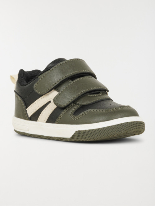 Baskets basses scratchs...