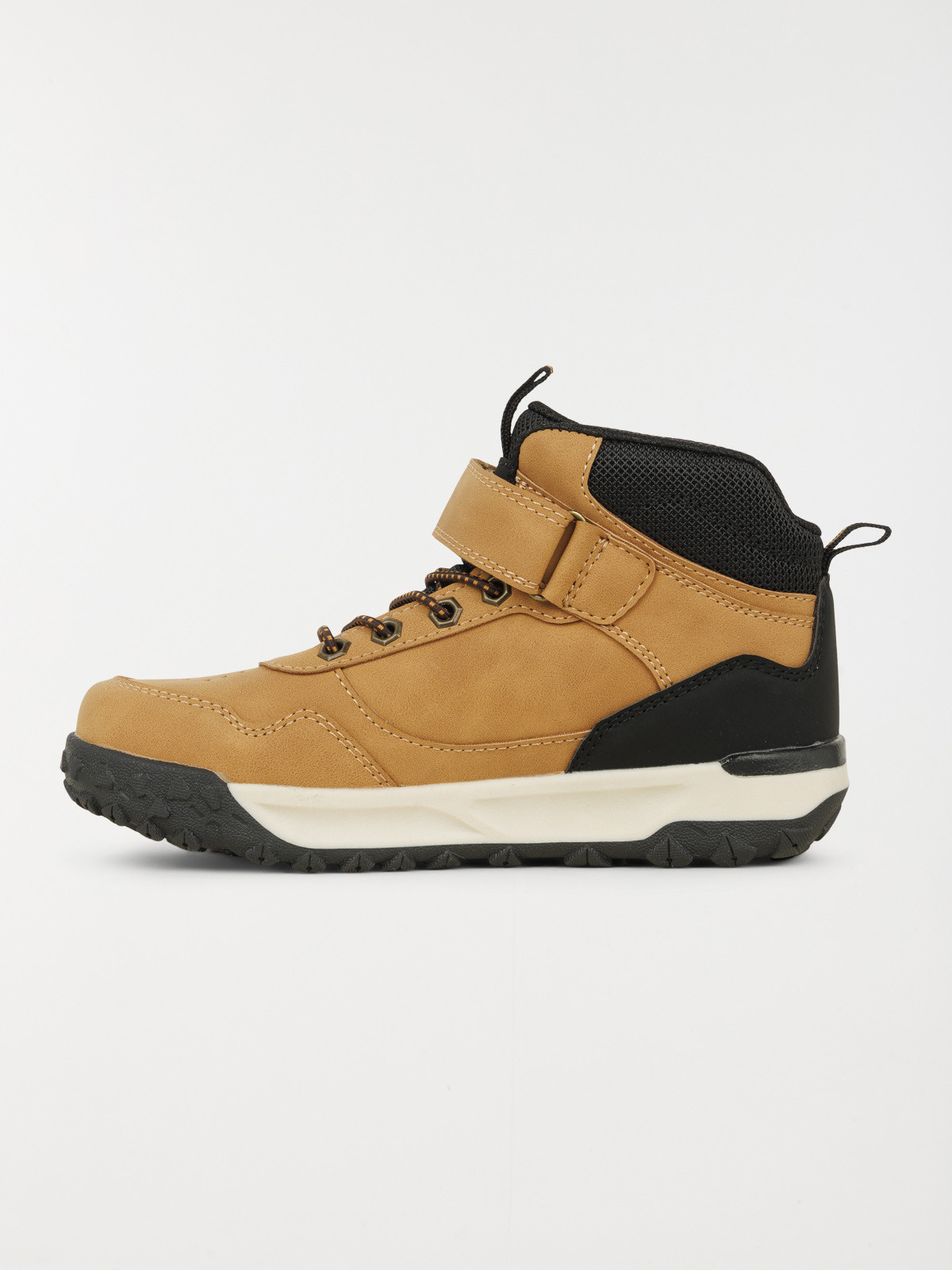 Basket montante garçon camel (32-39)