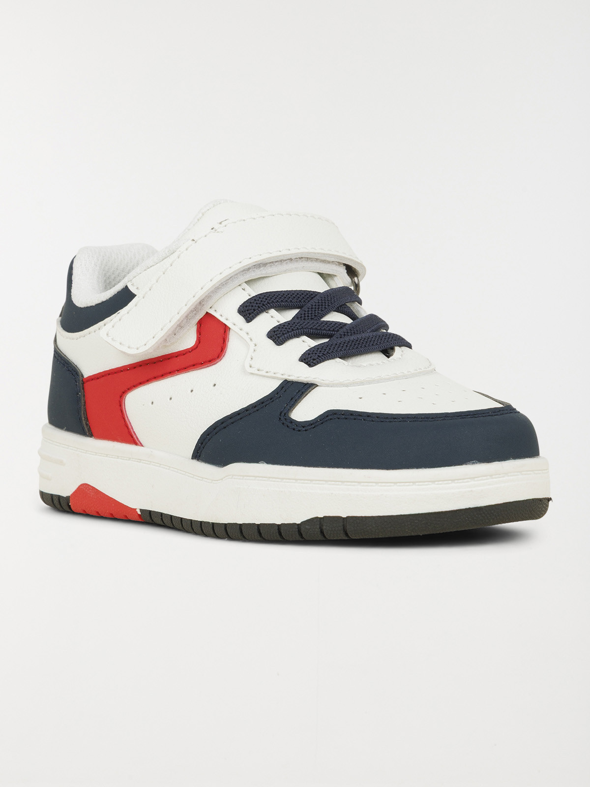 Baskets basses blanches garçon (24-30) Baskets basses blanches garçon (24-30)