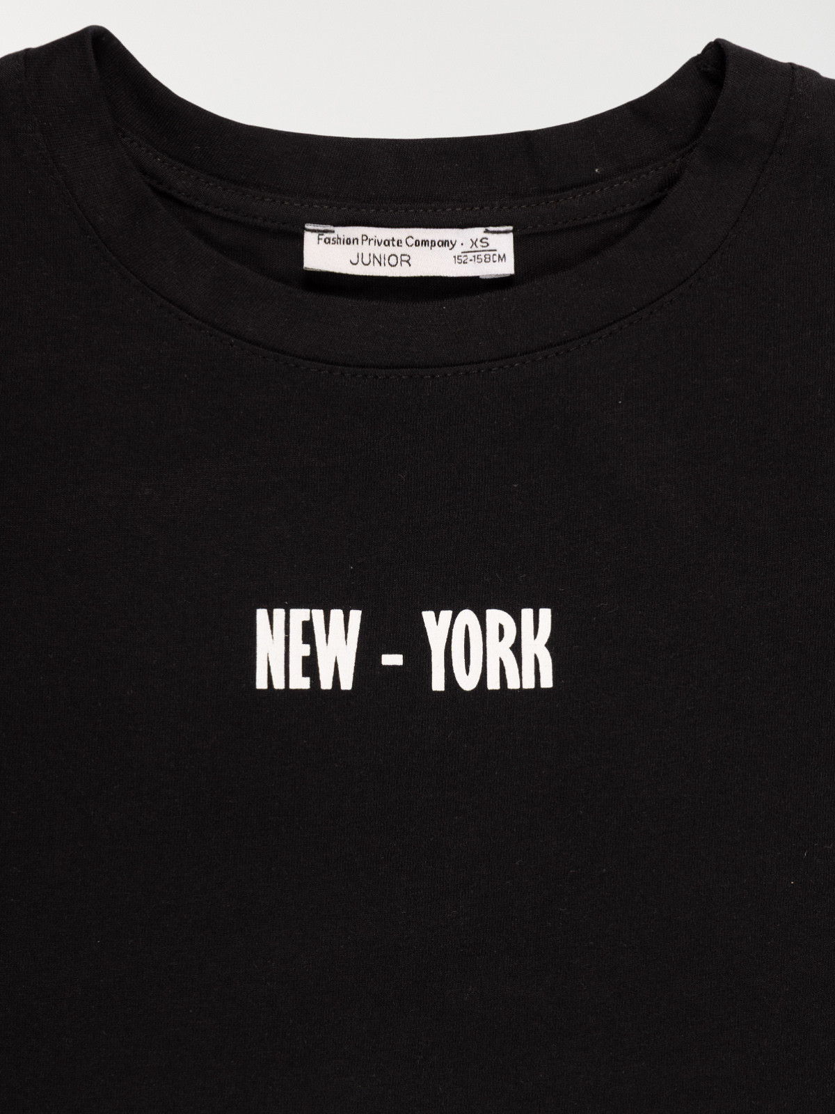 T-shirt noir inscriptions fille (XXS-M) T-shirt noir inscriptions fille (XXS-M)