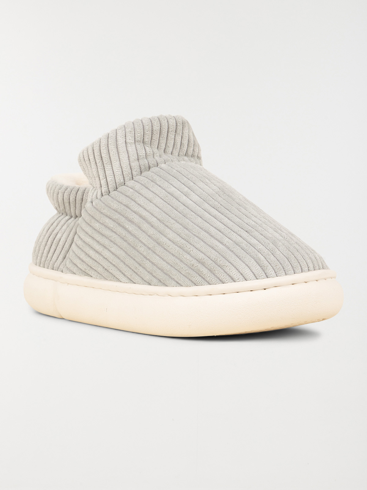 Pantoufles côtelés grises femme (36-41)