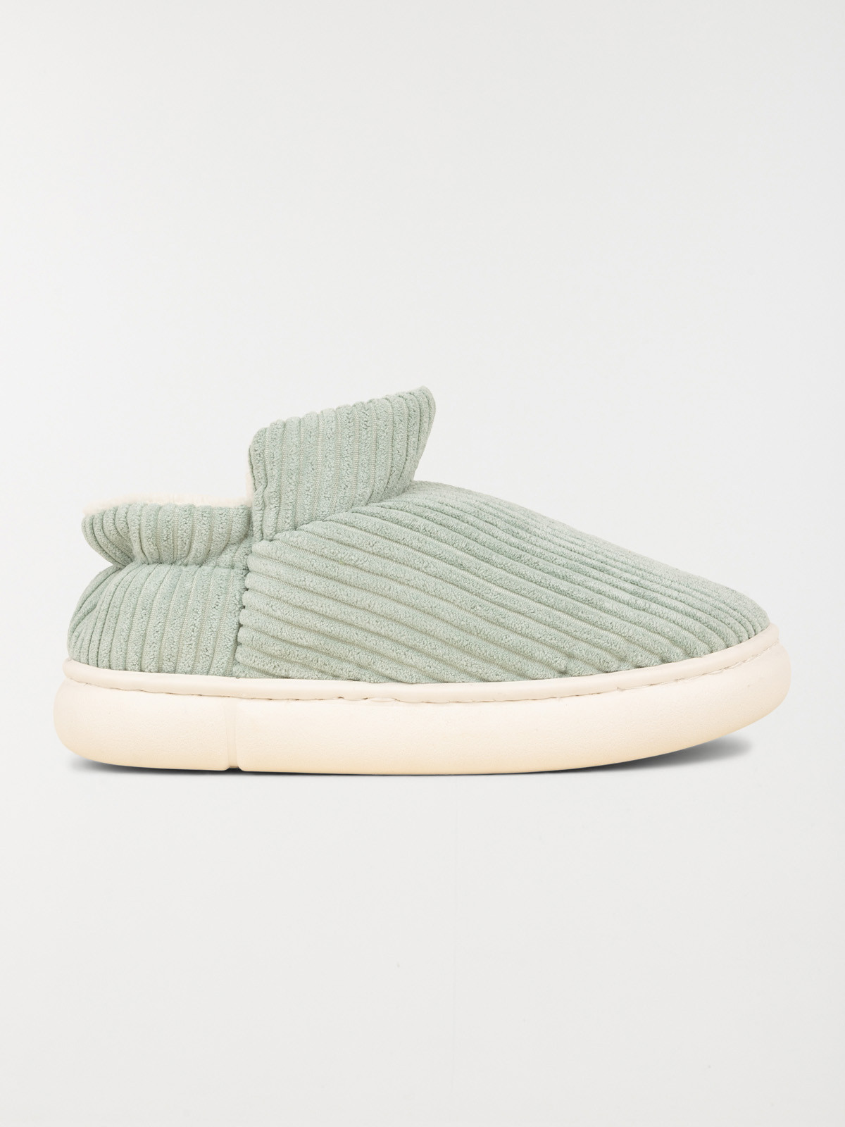Pantoufles côtelés vertes femme (36-41)