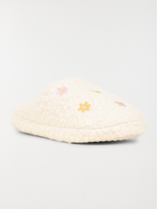 Chausson fleurs brodées...