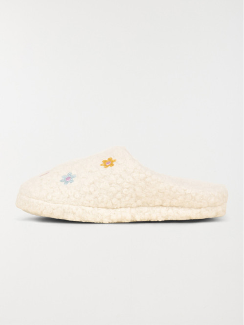 Chausson fleurs brodées...