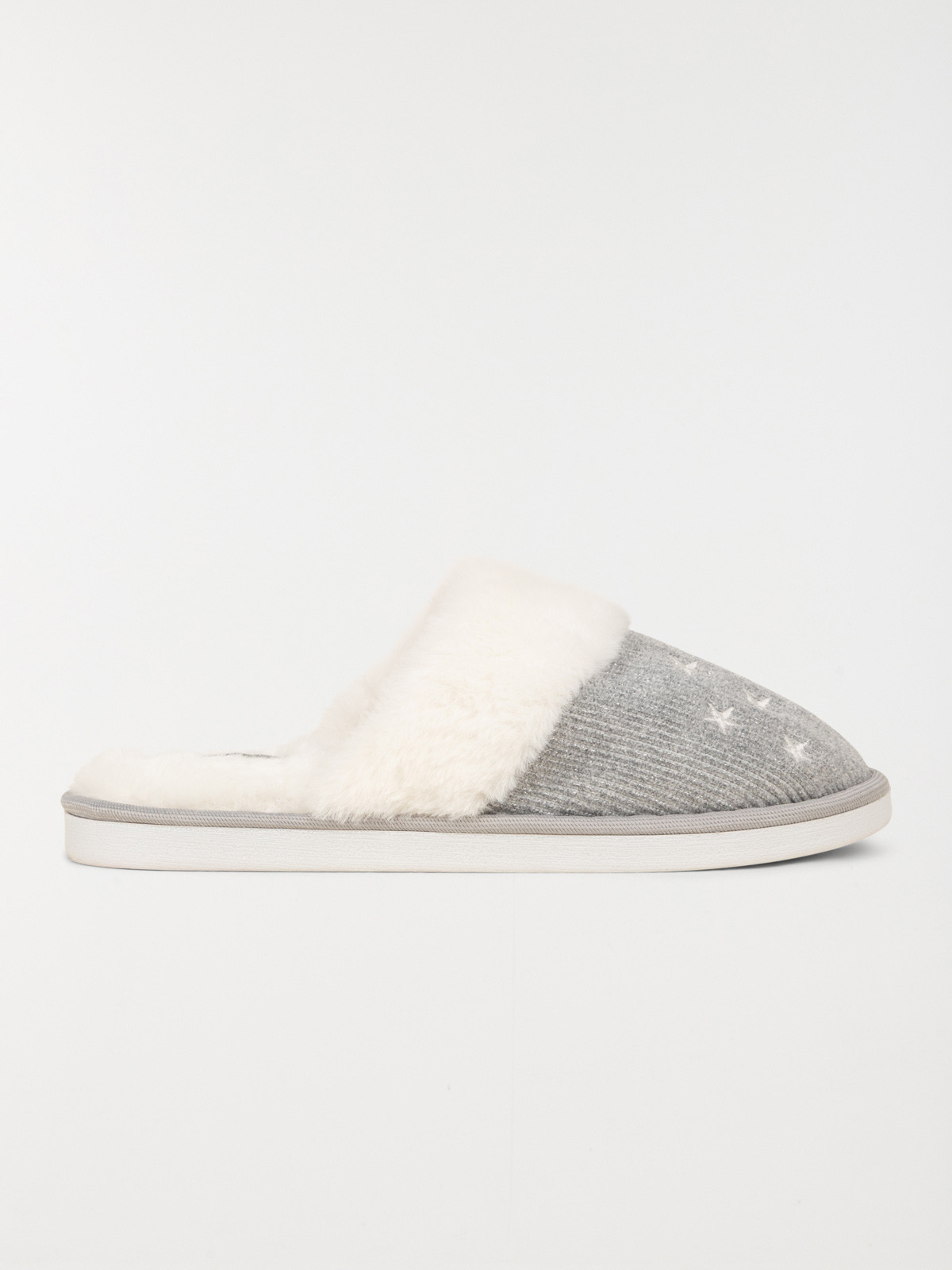 Chaussons fourrés étoiles femme (36-41) Chaussons fourrés étoiles femme (36-41)