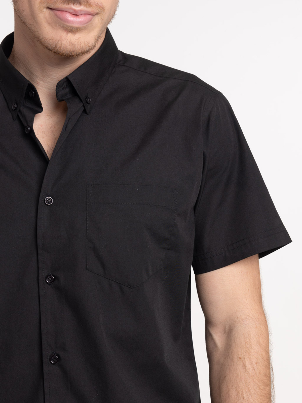Chemise noire manches courtes homme