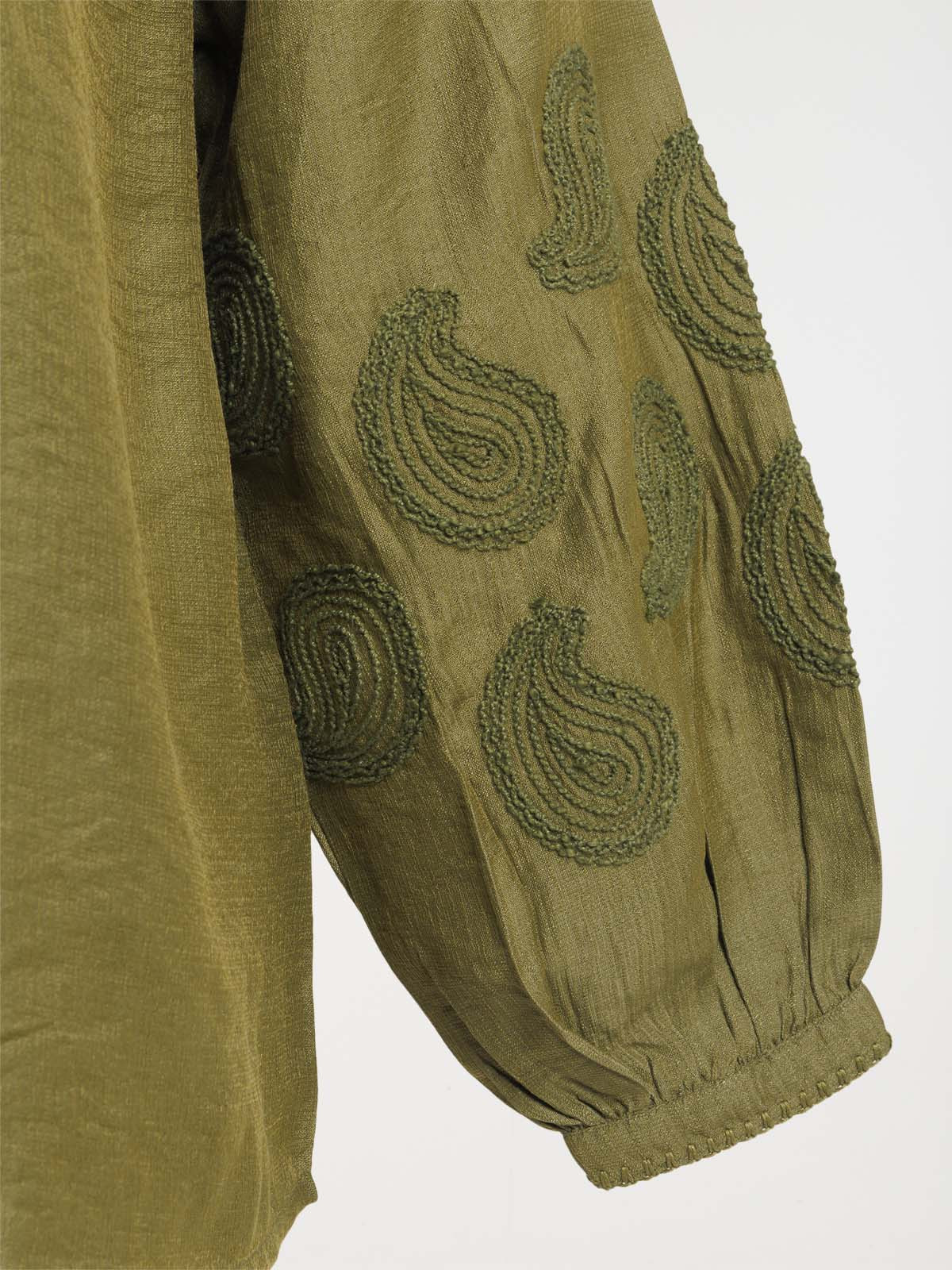 Blouse brodée grande taille femme