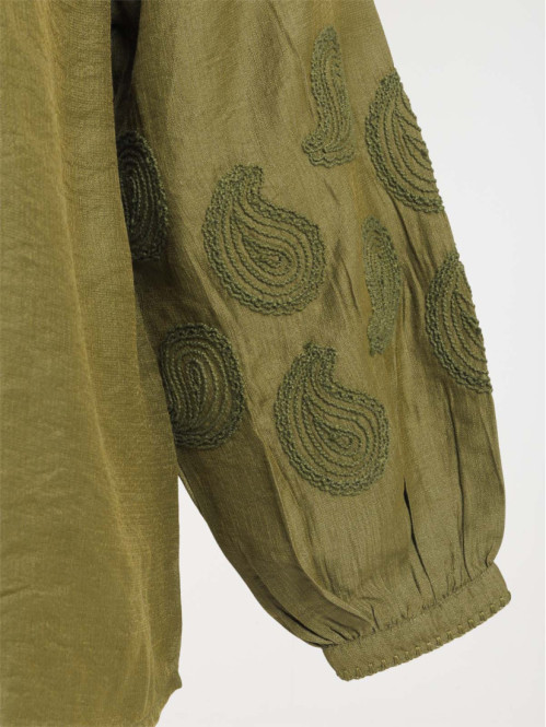 Blouse brodée grande taille...