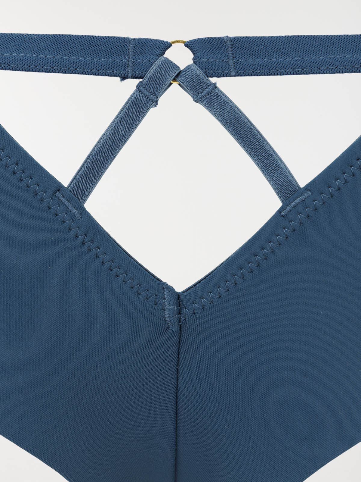 Tanga en microfibre et dentelle femme