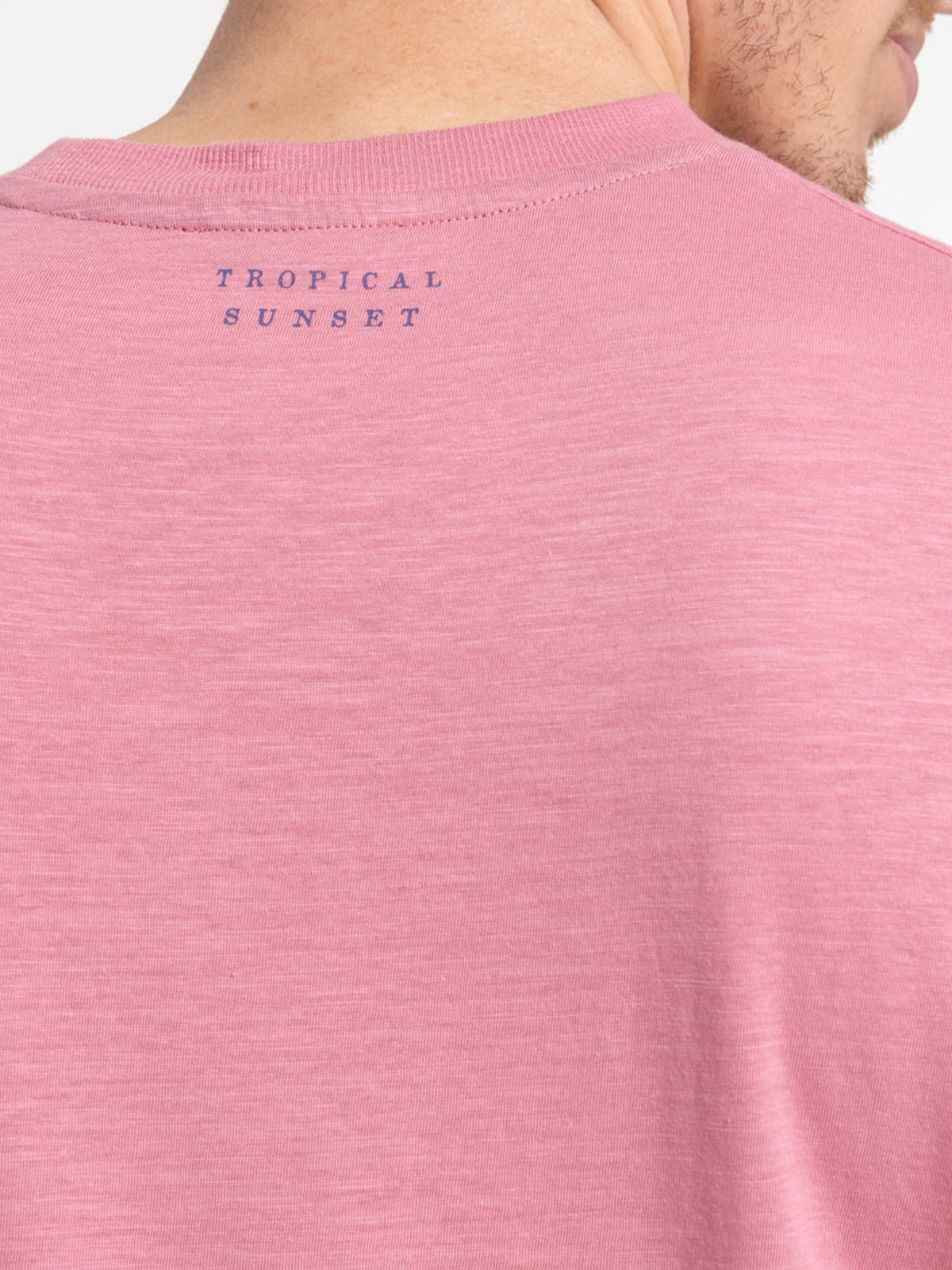 Tee-shirt imprimé rose violine homme