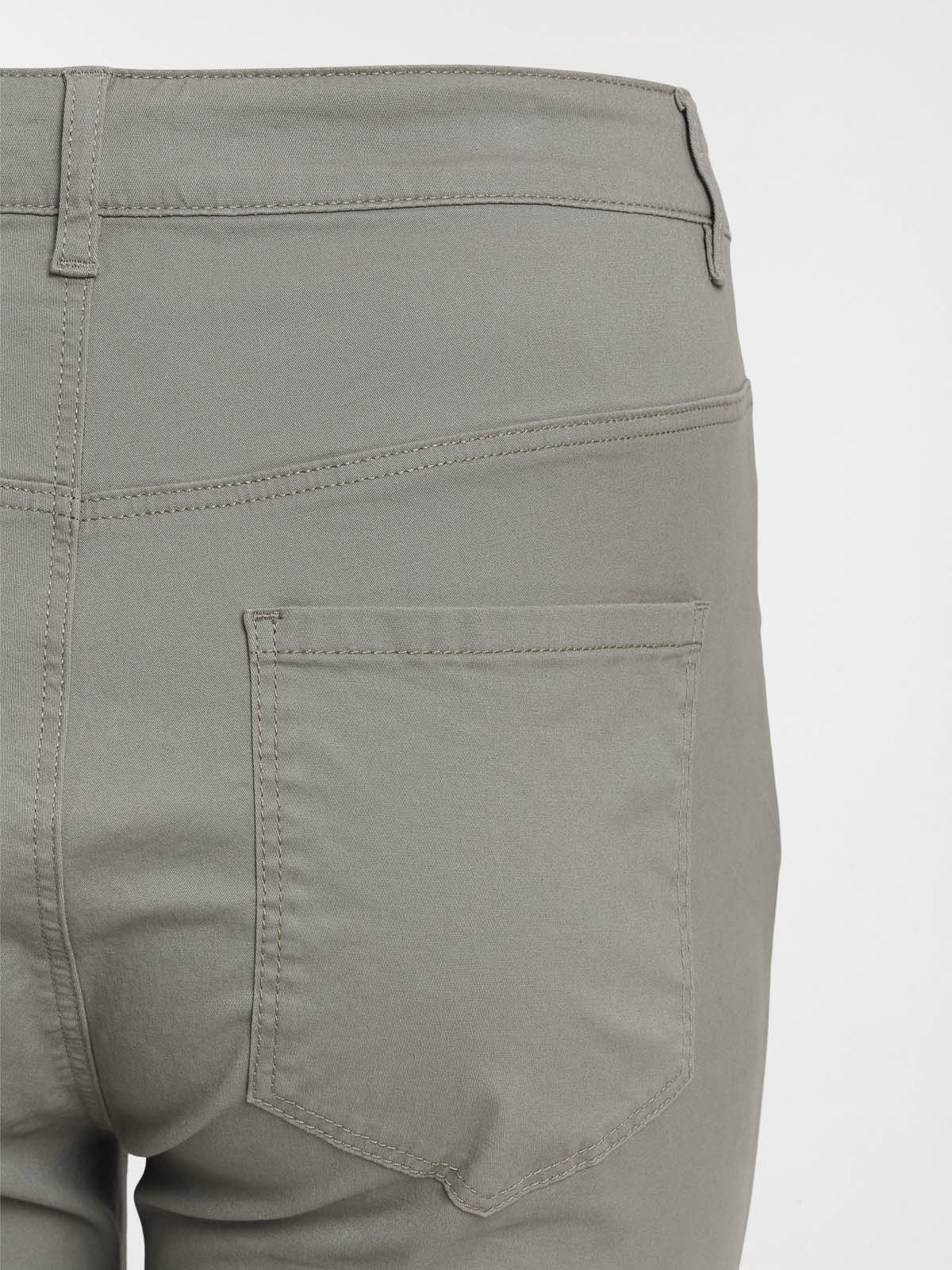 Pantalon tilleul grande taille femme Pantalon tilleul grande taille femme