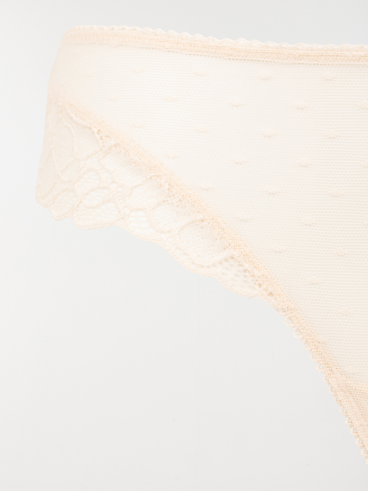 Shorty string femme dentelle