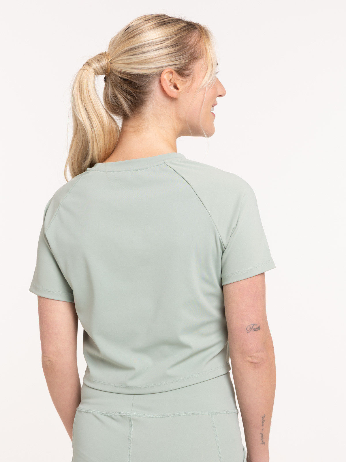 T-shirt sport coloris jade femme