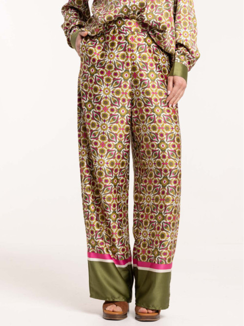 Pantalon large satiné...