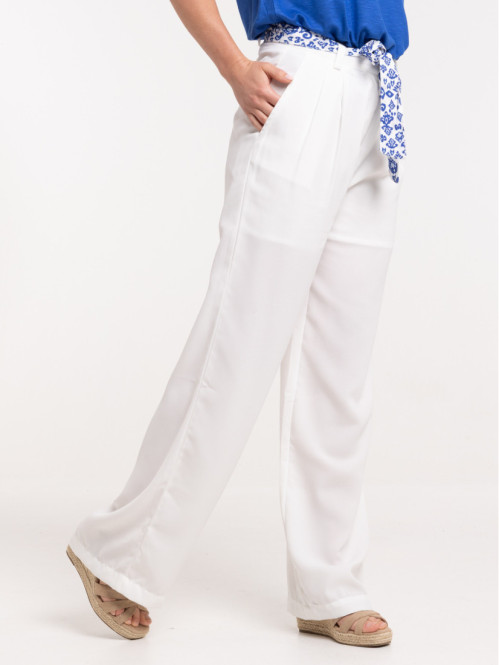 Pantalon ceinturé blanc...