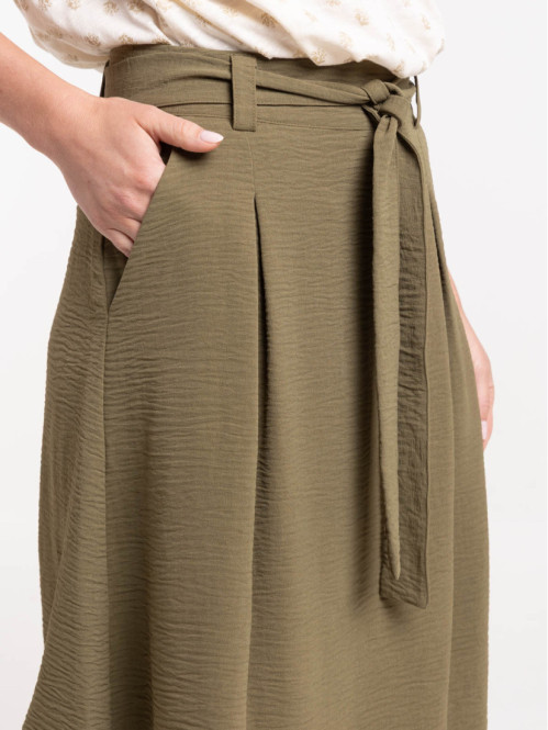 Jupe mi-longue kaki indien...