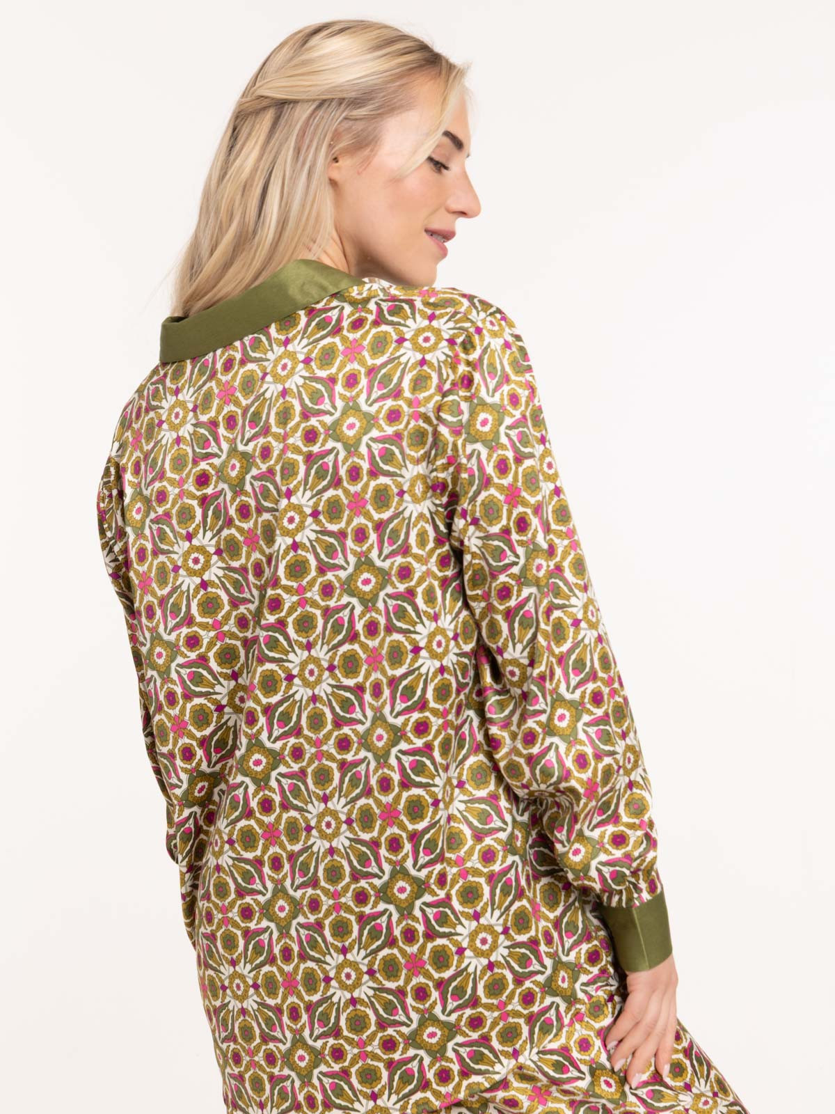 Chemise manches longues satinée femme