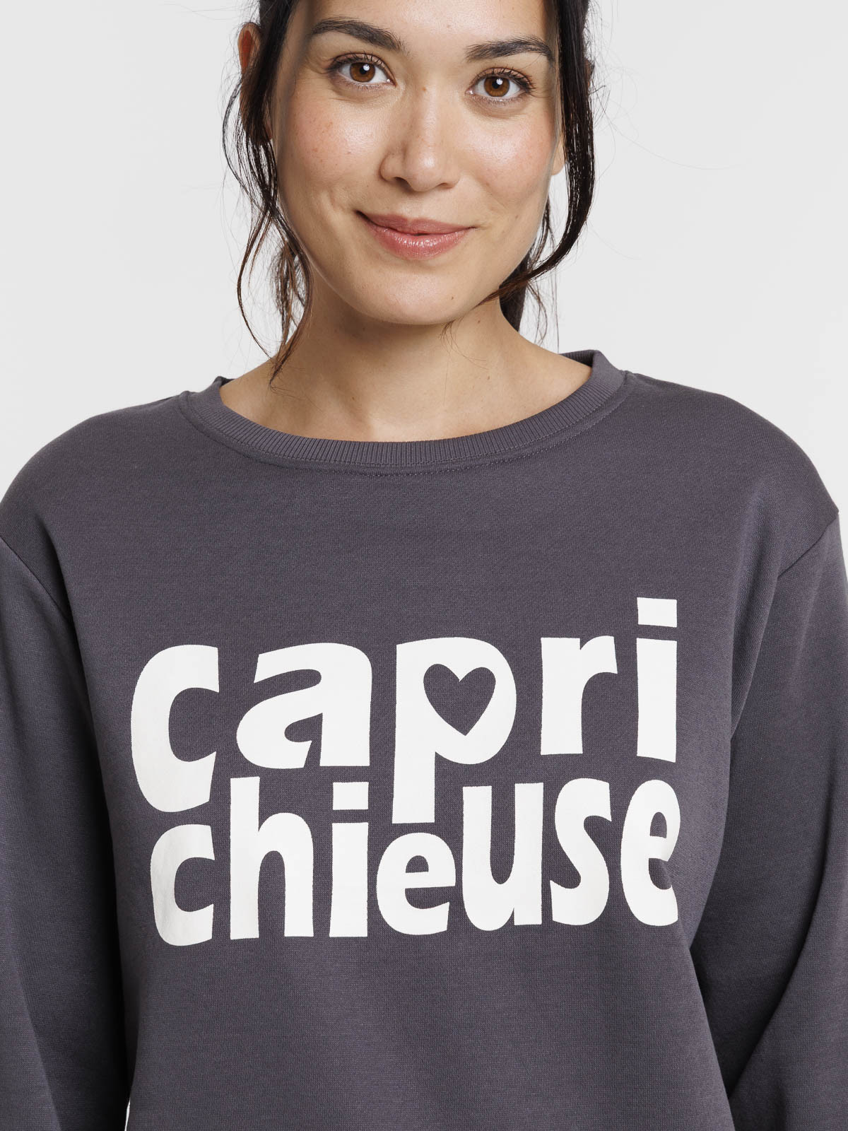 Sweat à message caprichieuse femme