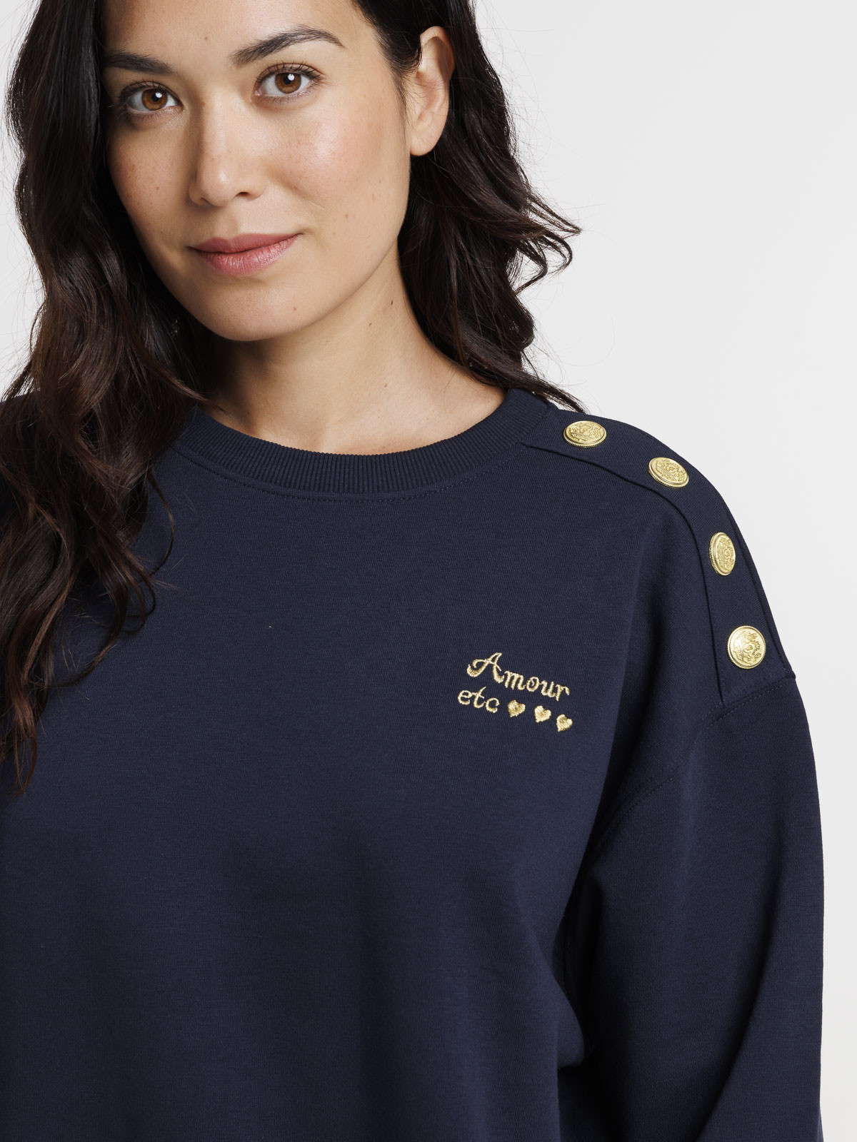 Sweat boutons épaule femme Sweat boutons épaule femme