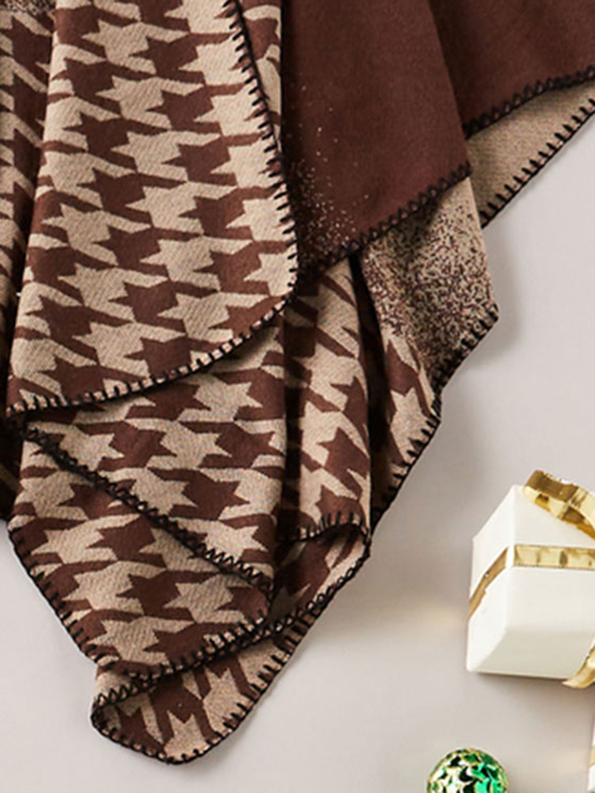 Poncho motif pied de coq femme Poncho motif pied de coq femme