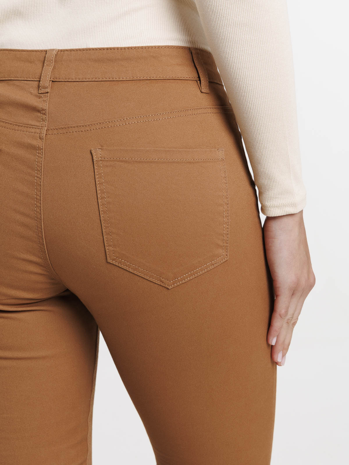 Pantalon skinny camel foncé femme