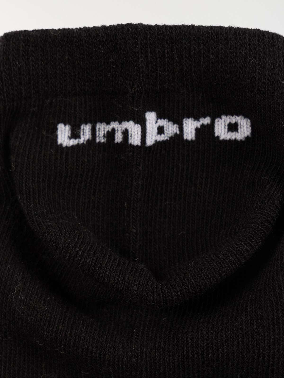 Lot 3 chaussettes Umbro noir homme
