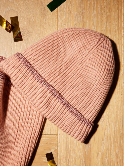 Ensemble rose bonnet et...