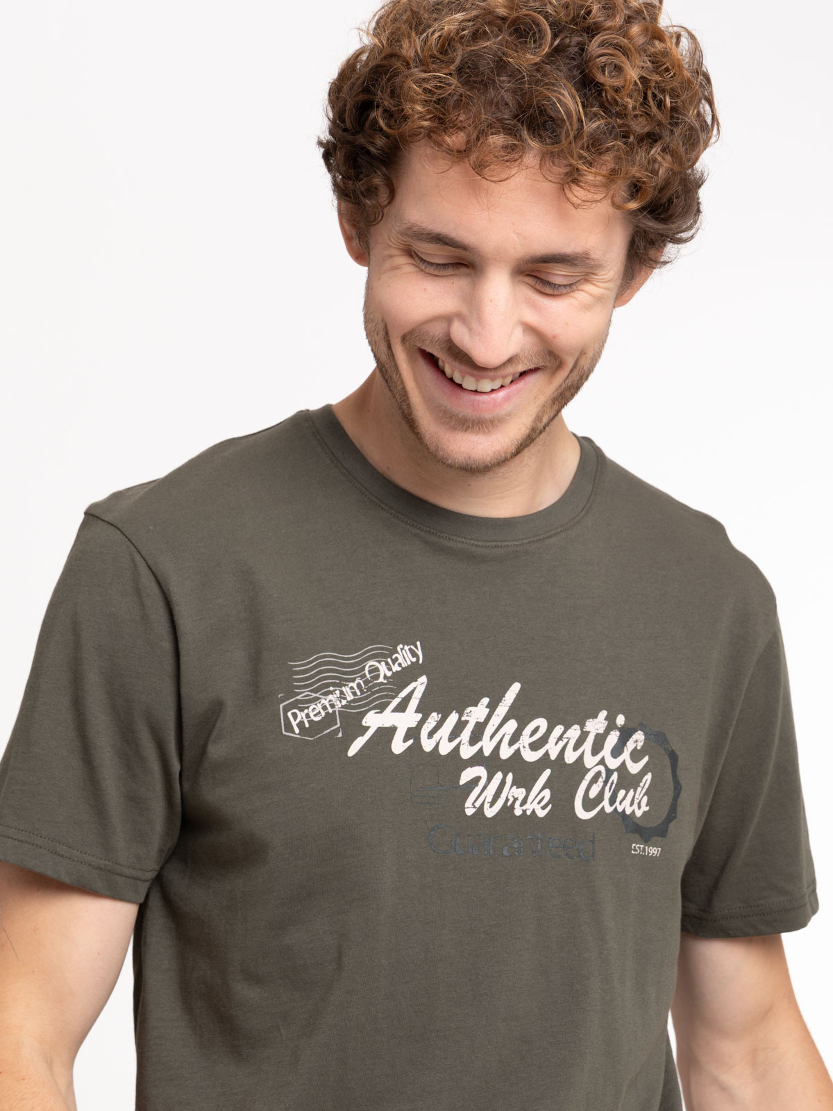 T-shirt kaki authentic homme T-shirt kaki authentic homme