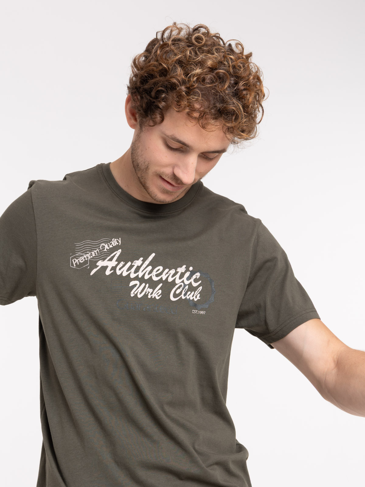 T-shirt kaki authentic homme T-shirt kaki authentic homme