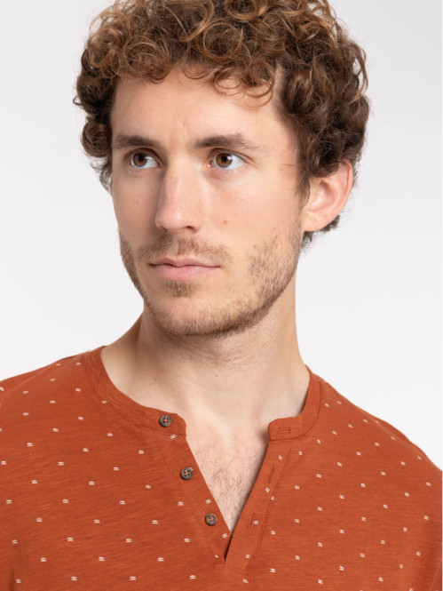 T-shirt col tunisien...