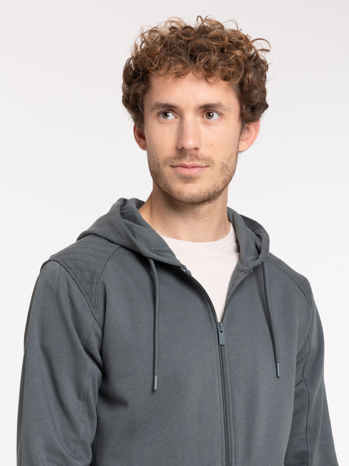 Sweat capuche zippé homme Sweat capuche zippé homme