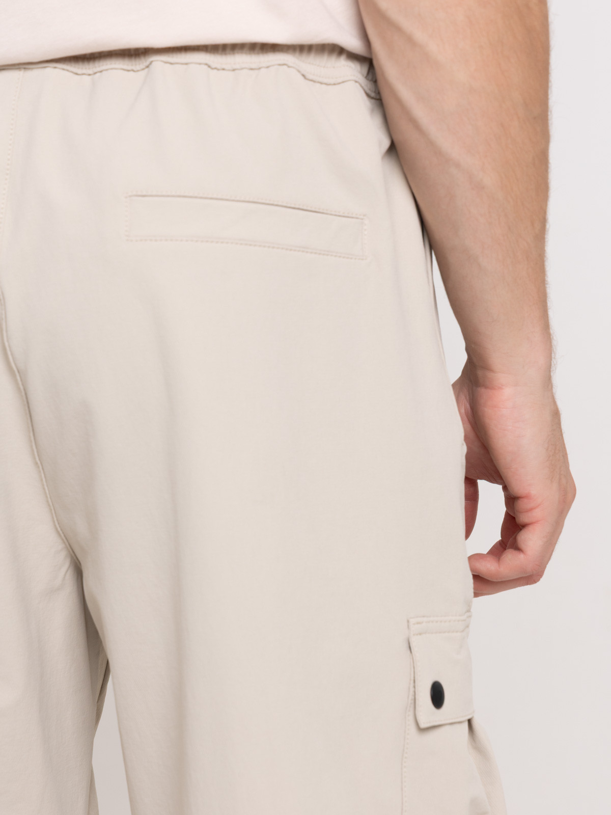 Pantalon cargo coloris blond homme