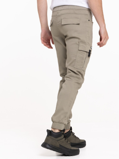 Pantalon avec ceinture...