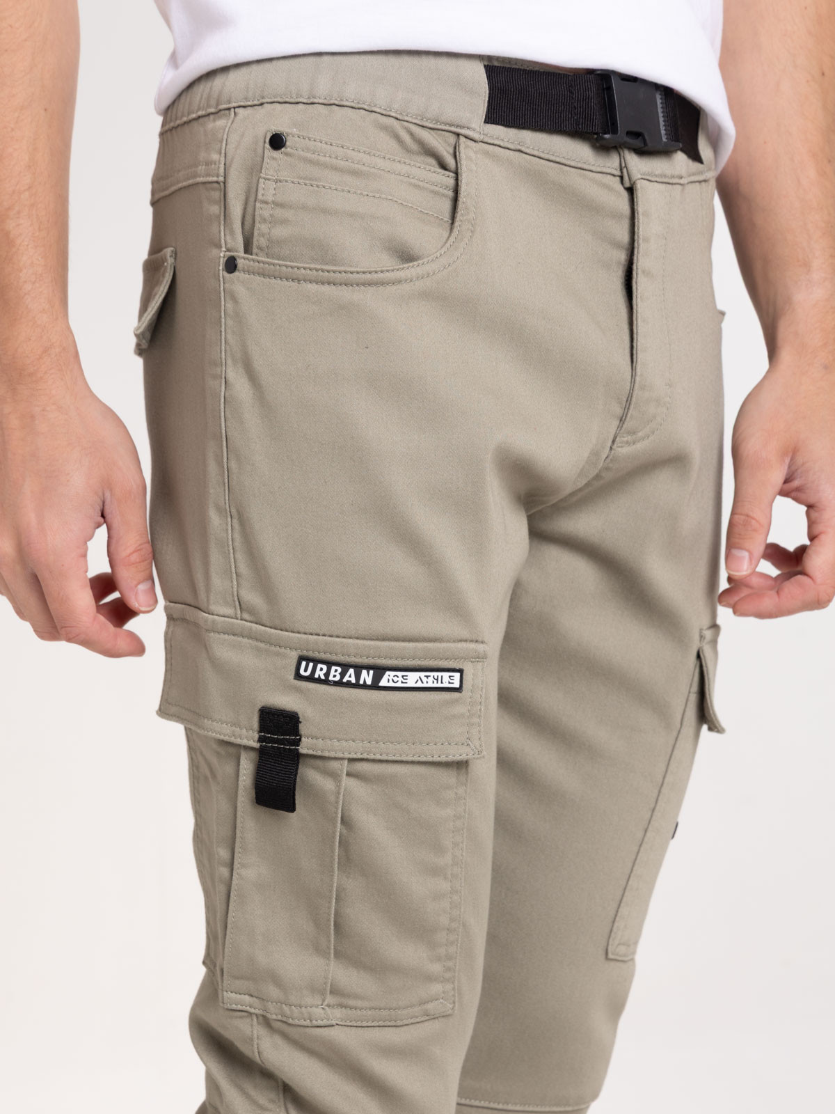 Pantalon avec ceinture cargo homme