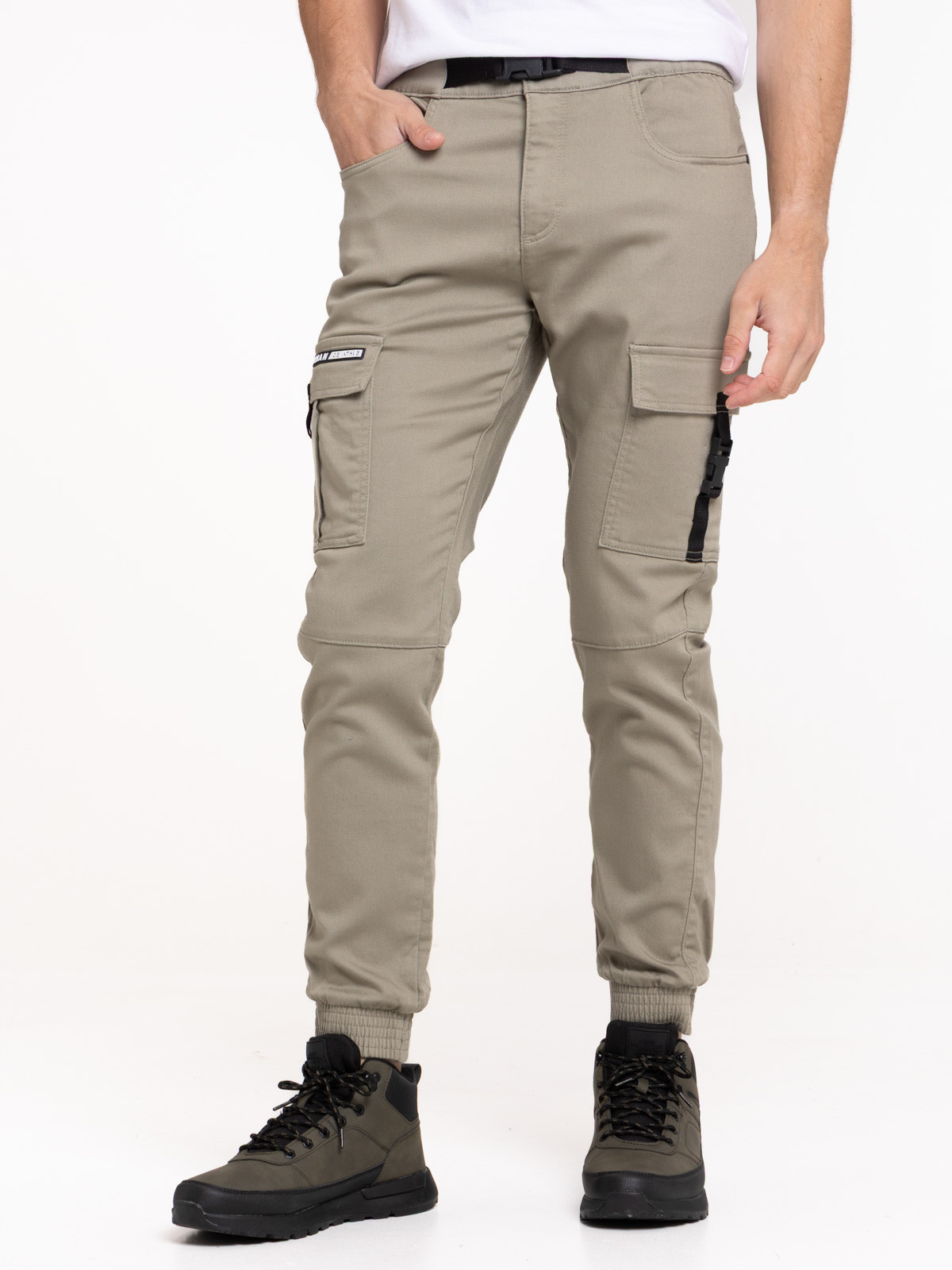 Pantalon avec ceinture cargo homme