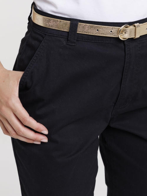 Pantalon chino noir...