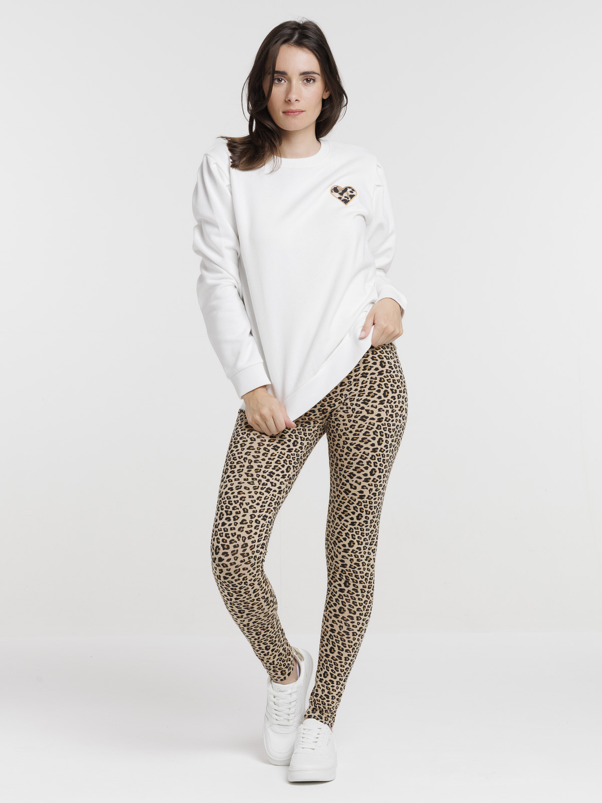Sweat coeur léopard femme