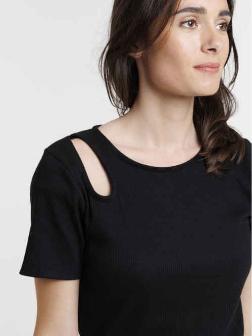 Robe courte côtelée noire...