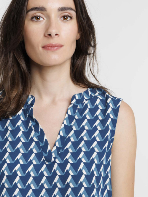 Blouse sans manches...