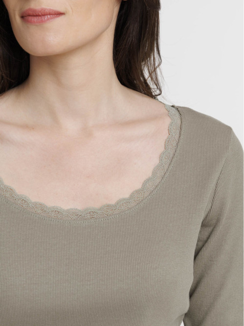 T-shirt tilleul col rond...