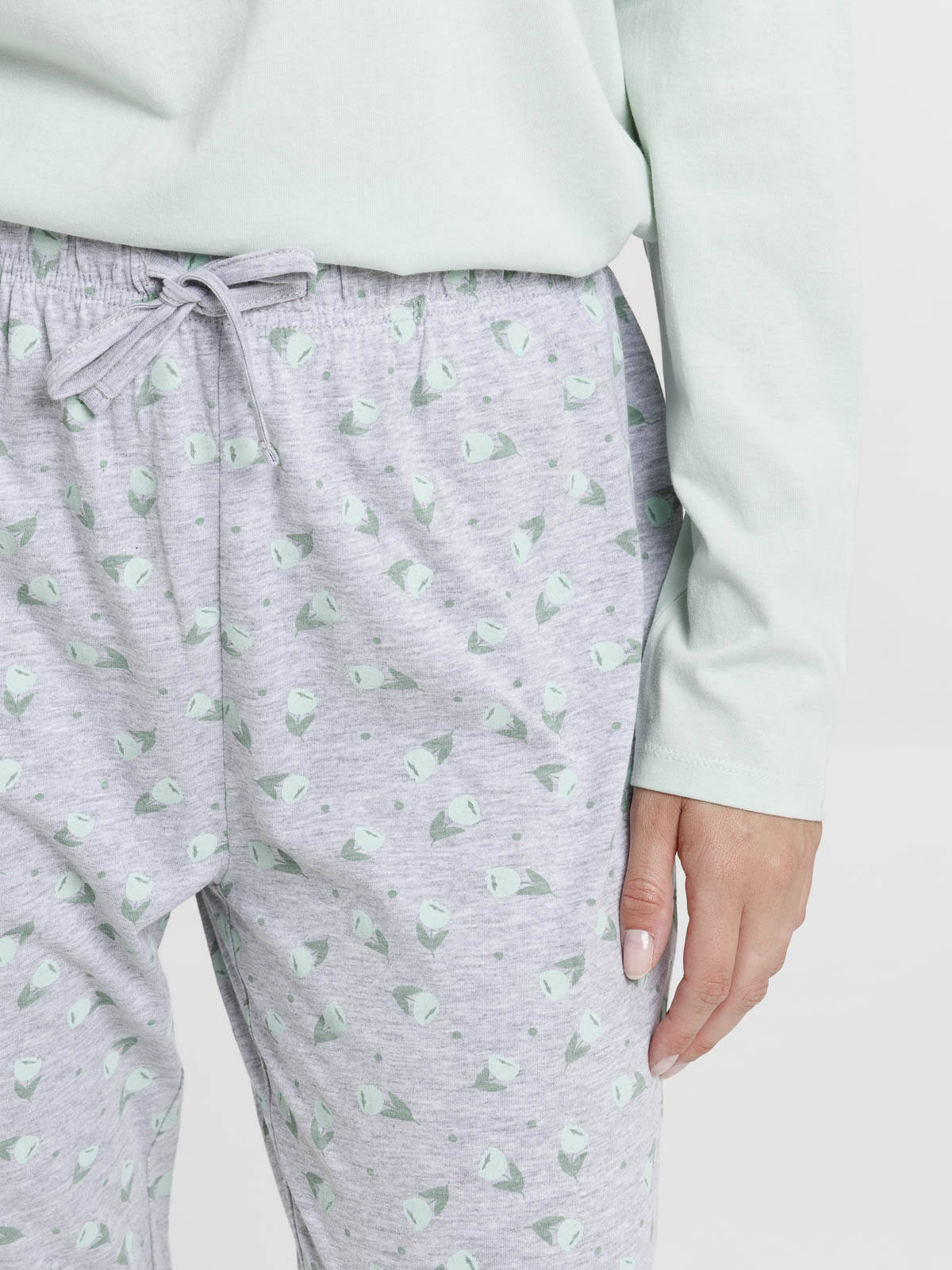Pyjama motif fleuri femme