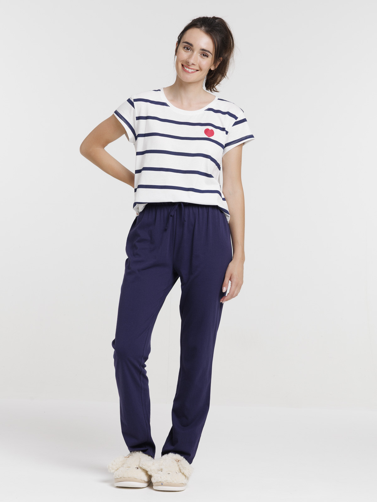 Pyjama rayé et coeur femme