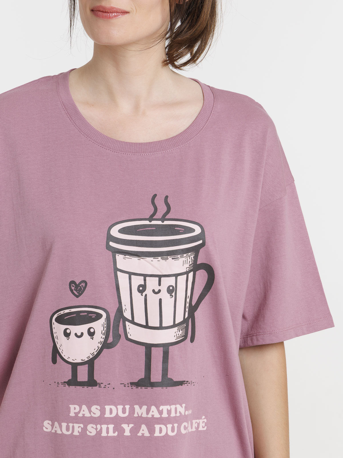 Pyjacourt café femme Pyjacourt café femme