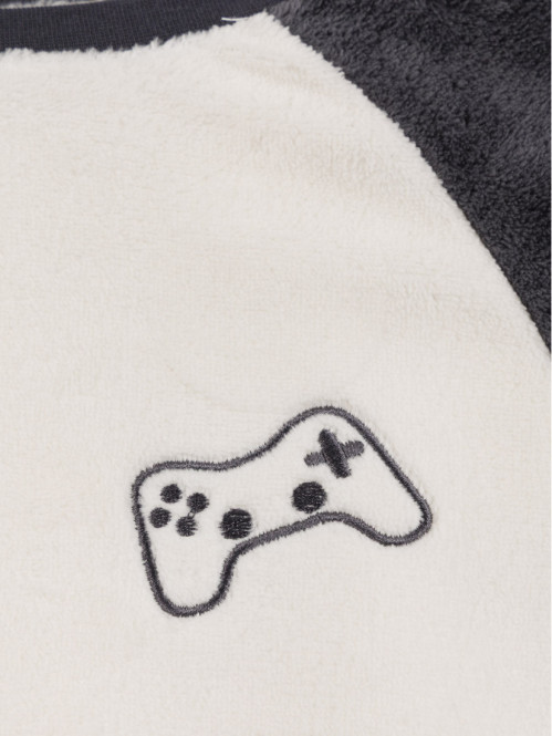 Pyjama manette jeu vidéo...