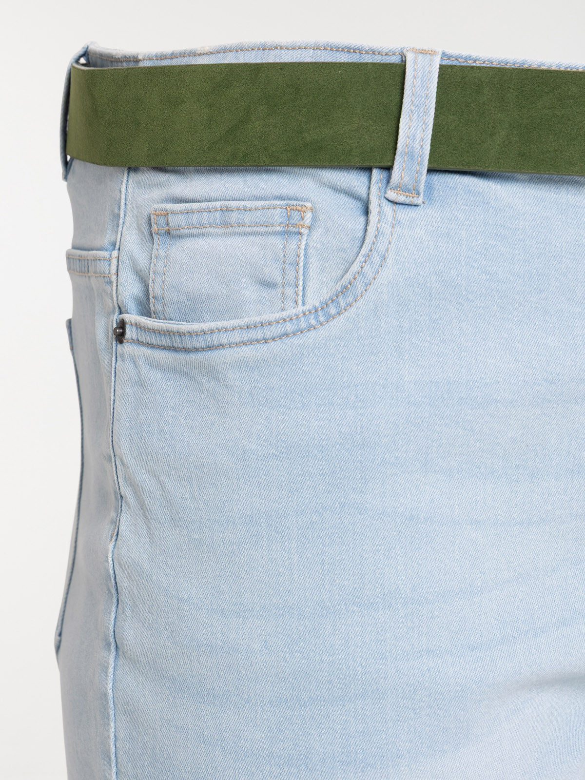 Jean mom ceinturé grande taille femme